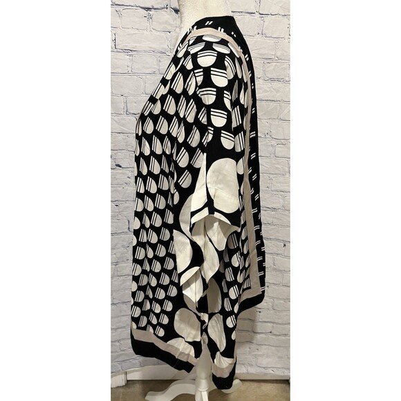 Chico's Chicos Rayon Black & White Geometric Mixed Print Kimono Size S/M - Picture 2 of 5